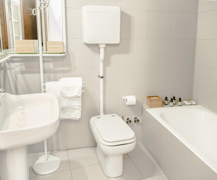 San Maurilio Apartments Милан Номер фото