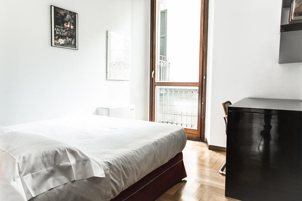 San Maurilio Apartments Милан Номер фото