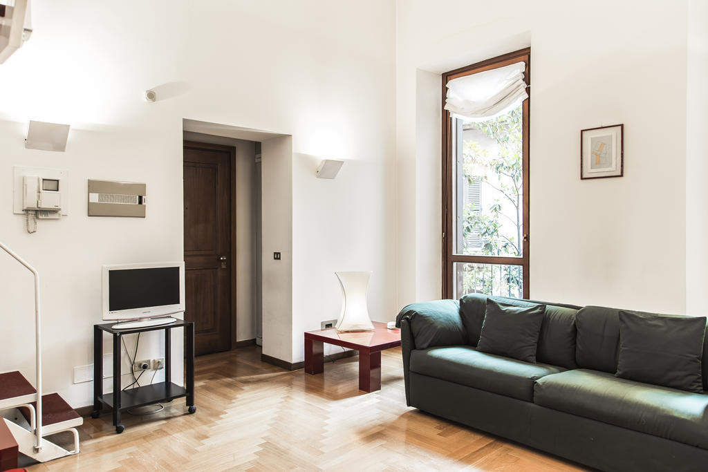 San Maurilio Apartments Милан Номер фото